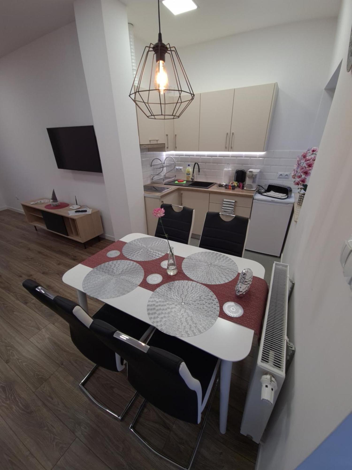 Apartamenty Belska Centrum Ustrzyki Dolne Luaran gambar